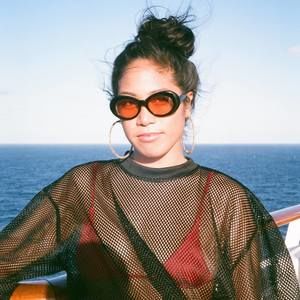 Meet your Posher, Marienne